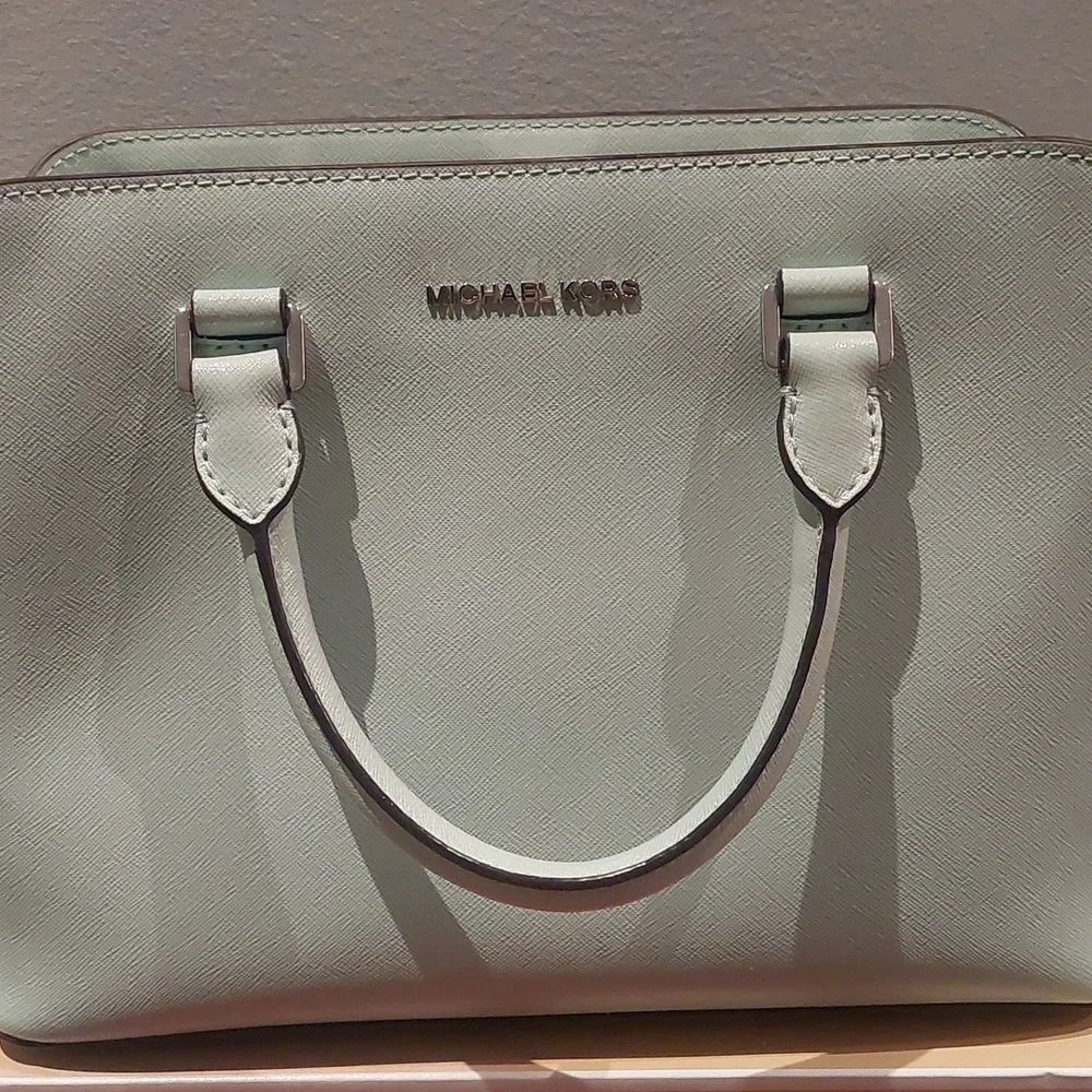 ❣️💫 MARK DOWN💫❣️ Michael Kors Bag - Picture 5 of 17